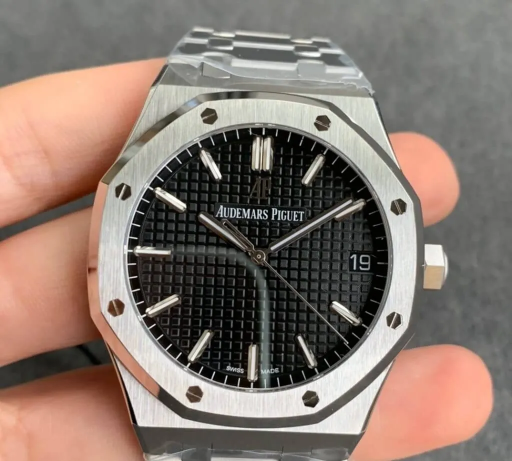 Audemars Piguet Royal Oak 15500ST.OO.1220ST.03 ZF Factory 1:1 Best Edition Replica Watch Silver Strap